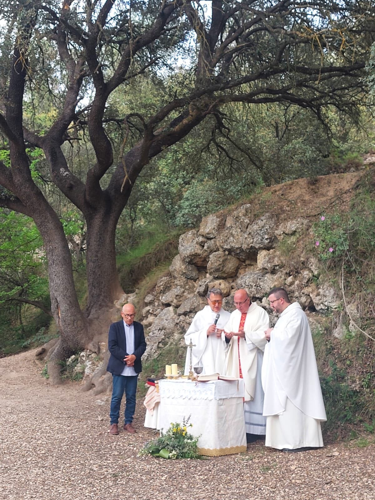 Momento del oficio religioso