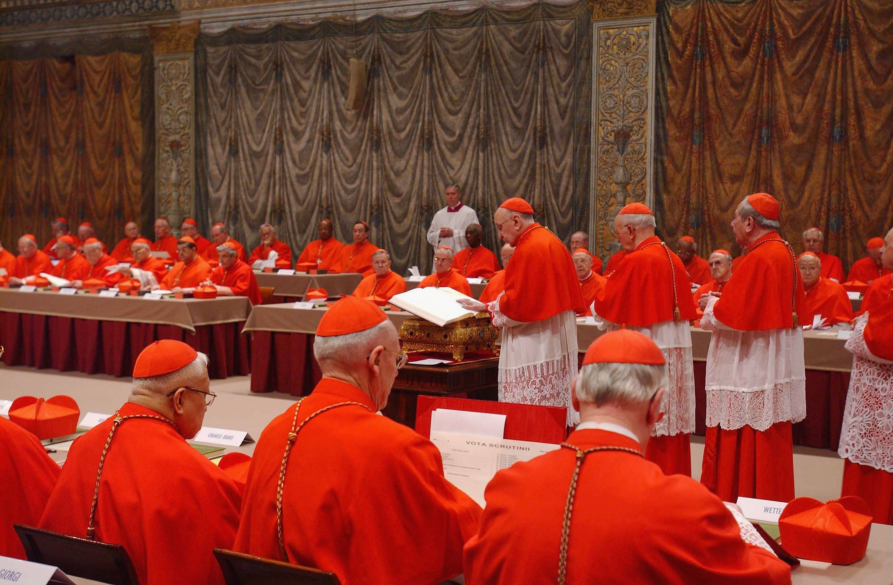 Del Cónclave papal a la fumata blanca: el secreto proceso para elegir al nuevo papa