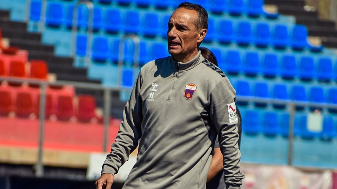 José Luis Oltra, entrenador del Eldense.